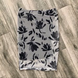 Lapis Net MIDI skirt sz L
